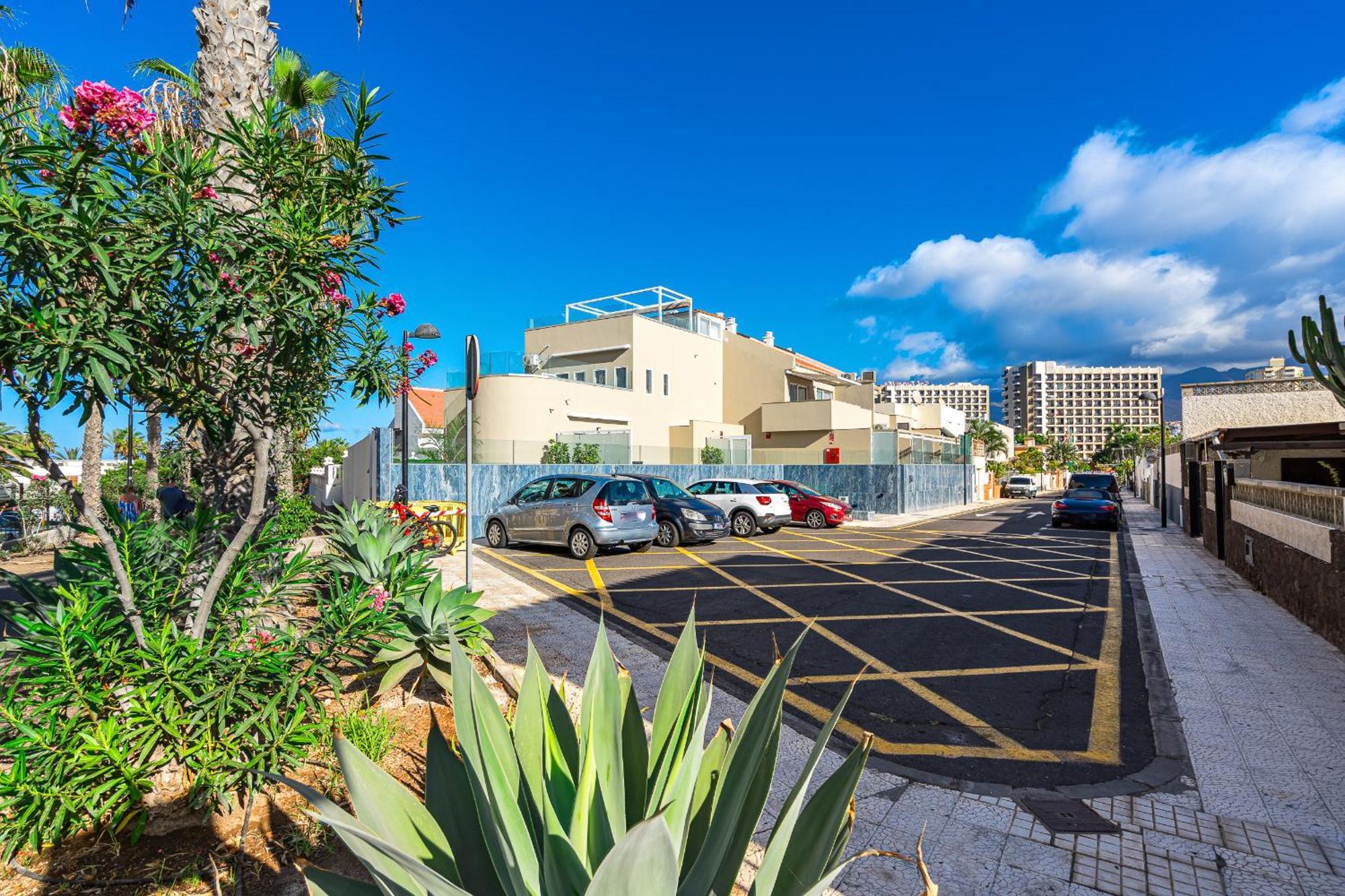 Bal Apartments Adults Only Arona  Buitenkant foto